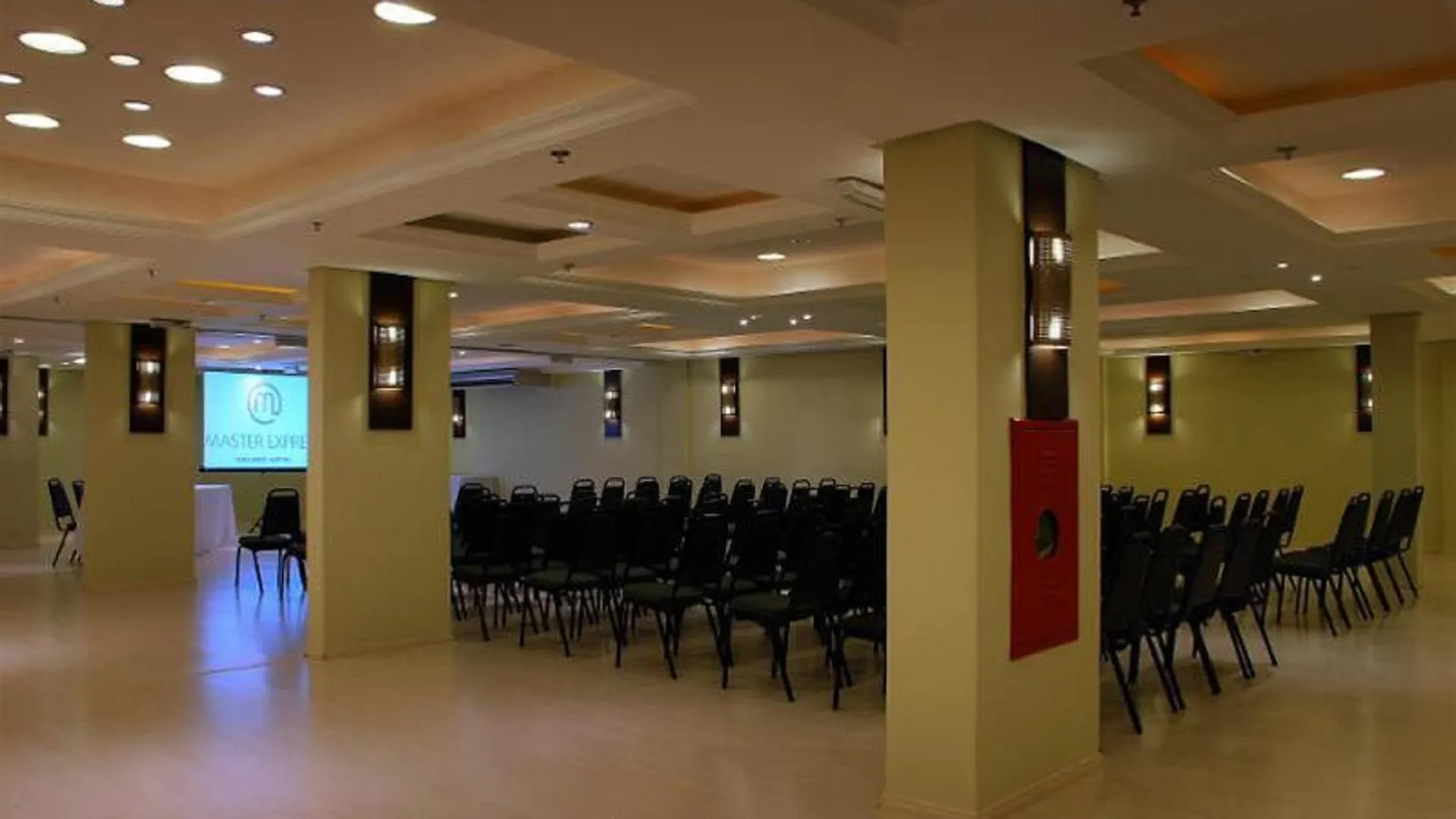 Master Grande Hotel - Proximo Ao Palacio Do Governo Porto Alegre