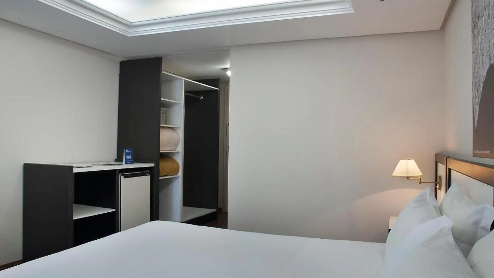 Master Grande Hotel - Proximo Ao Palacio Do Governo Porto Alegre