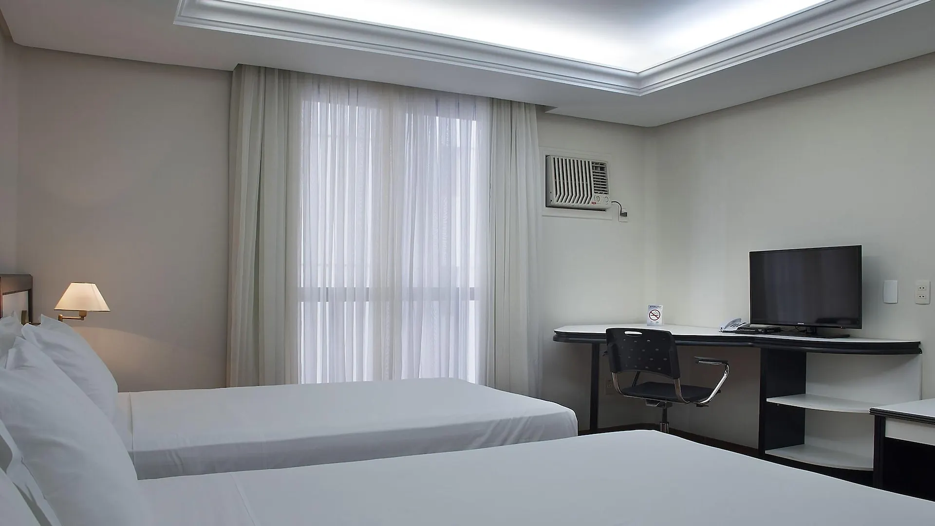 Master Grande Hotel - Proximo Ao Palacio Do Governo Porto Alegre