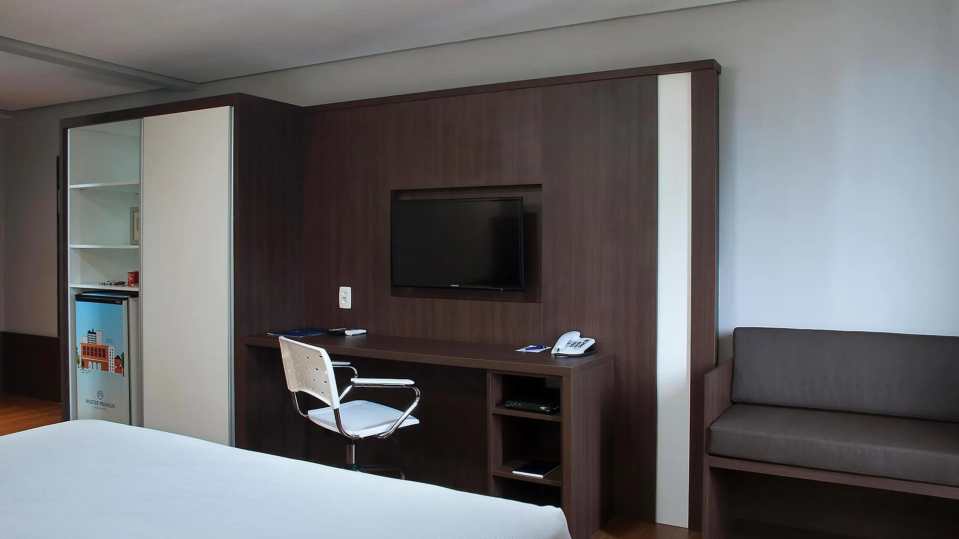 Master Grande Hotel - Proximo Ao Palacio Do Governo Porto Alegre 3*,  Brazil