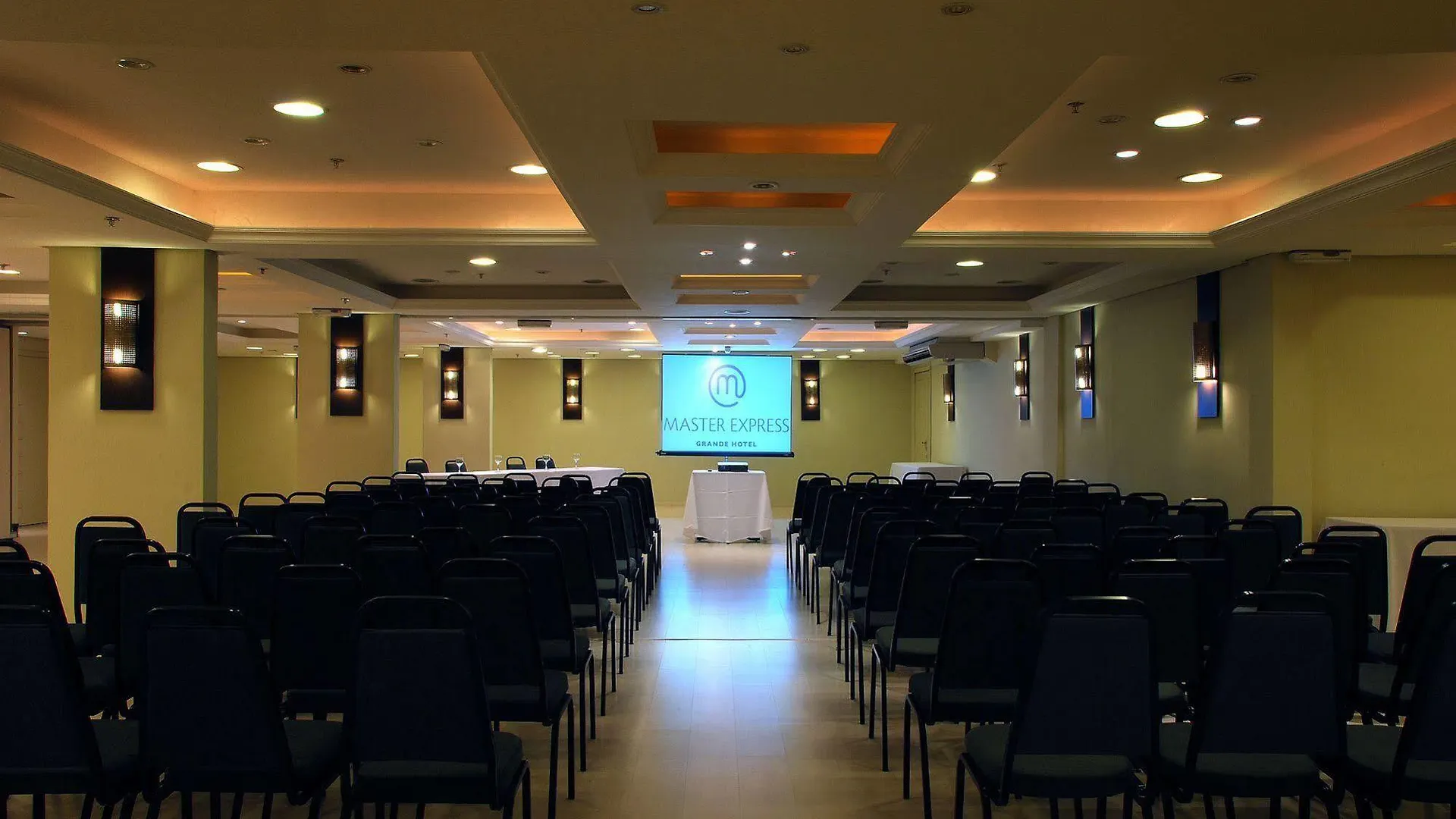 ***  Master Grande Hotel - Proximo Ao Palacio Do Governo Porto Alegre Brazil