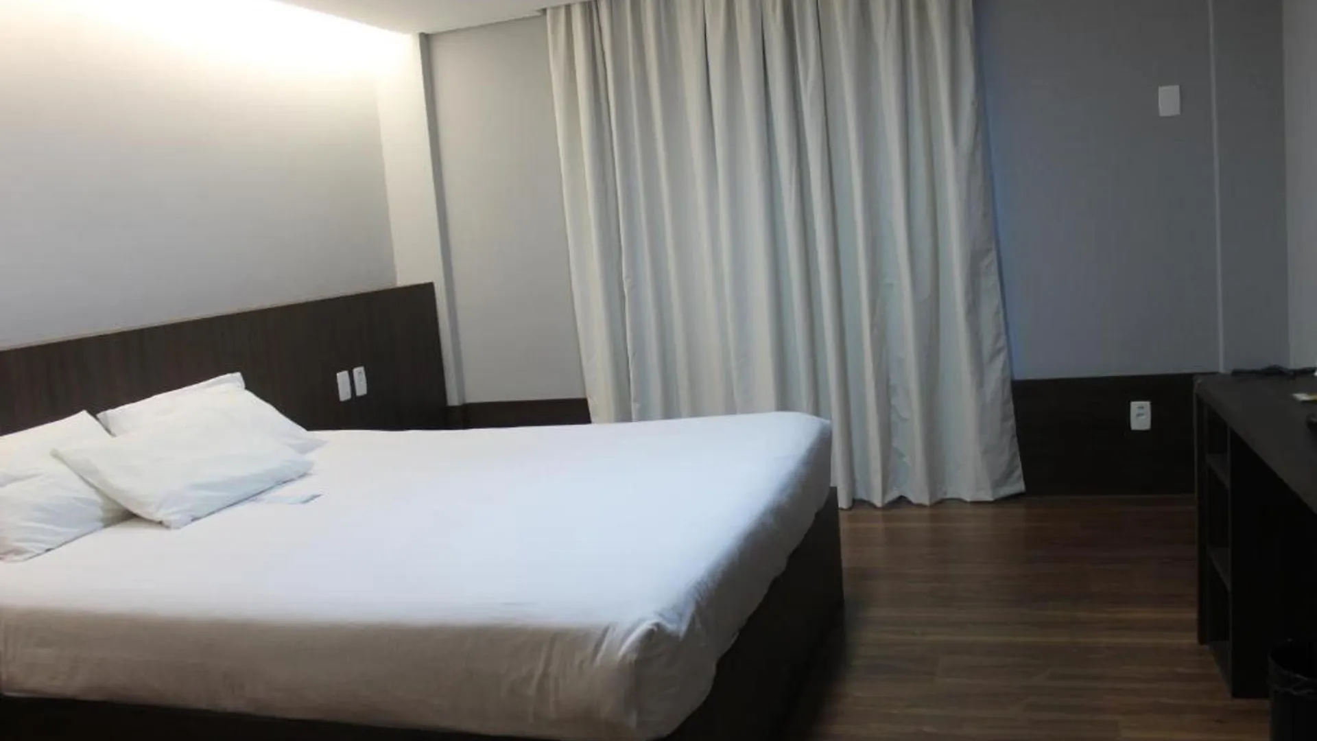 Master Grande Hotel - Proximo Ao Palacio Do Governo Porto Alegre