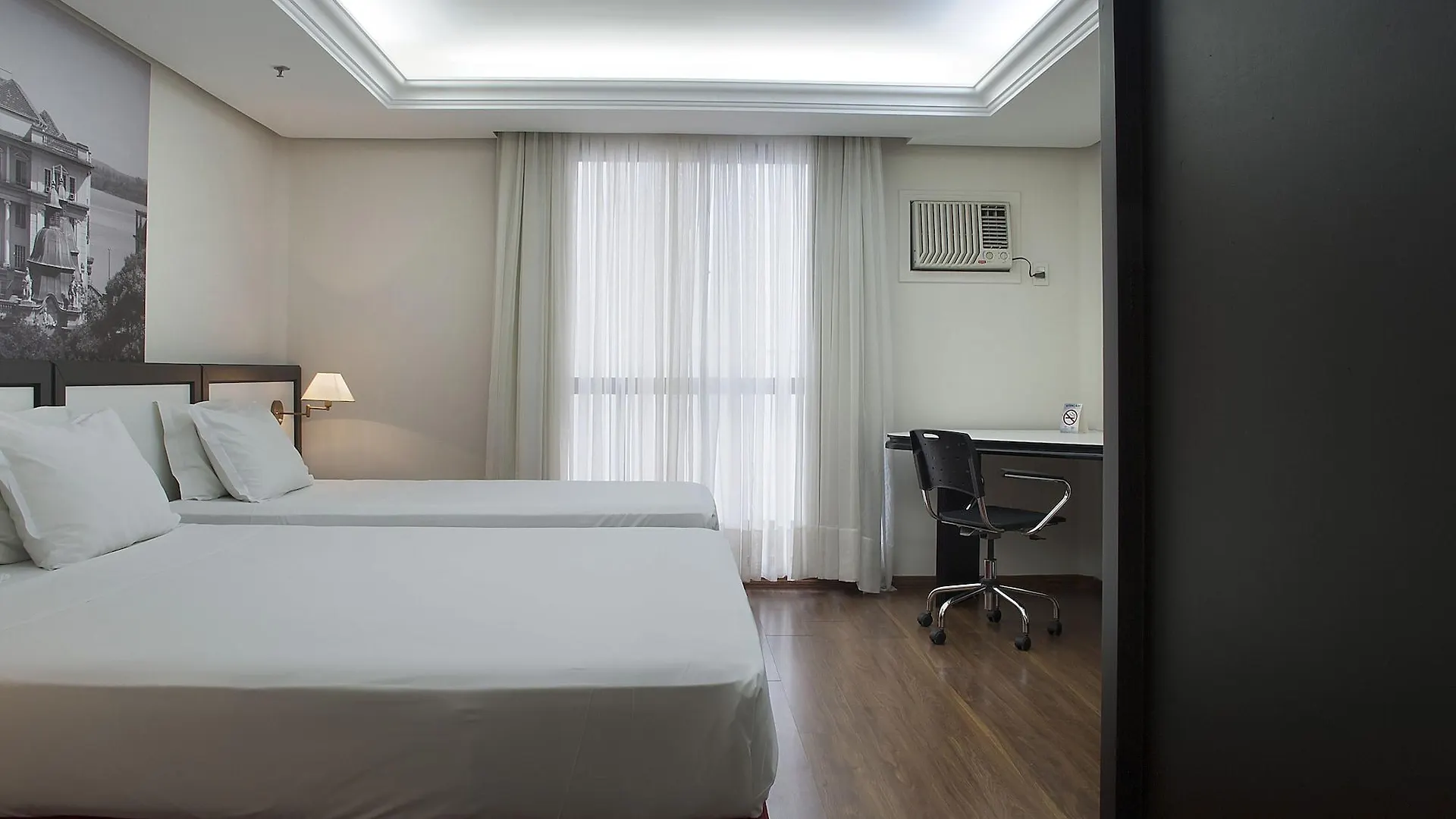 Master Grande Hotel - Proximo Ao Palacio Do Governo Porto Alegre