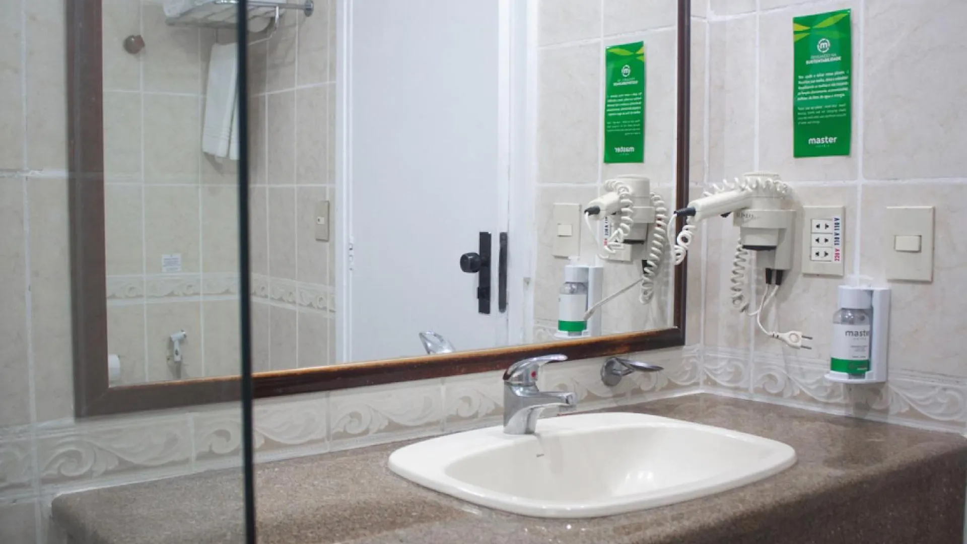 Master Grande Hotel - Proximo Ao Palacio Do Governo Porto Alegre