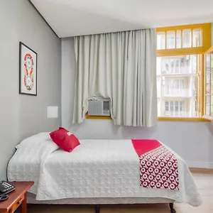 Oyo Lancaster, Hotel