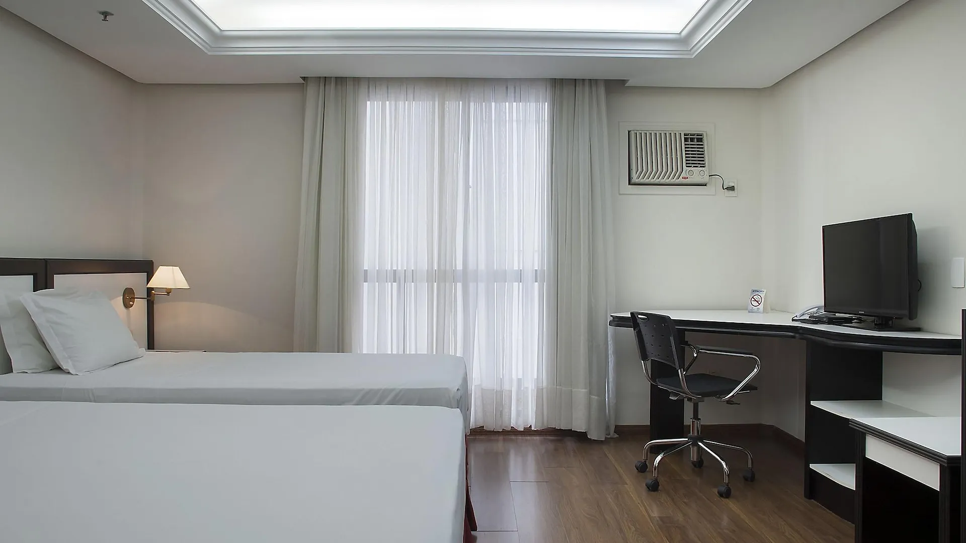 Master Grande Hotel - Proximo Ao Palacio Do Governo Porto Alegre