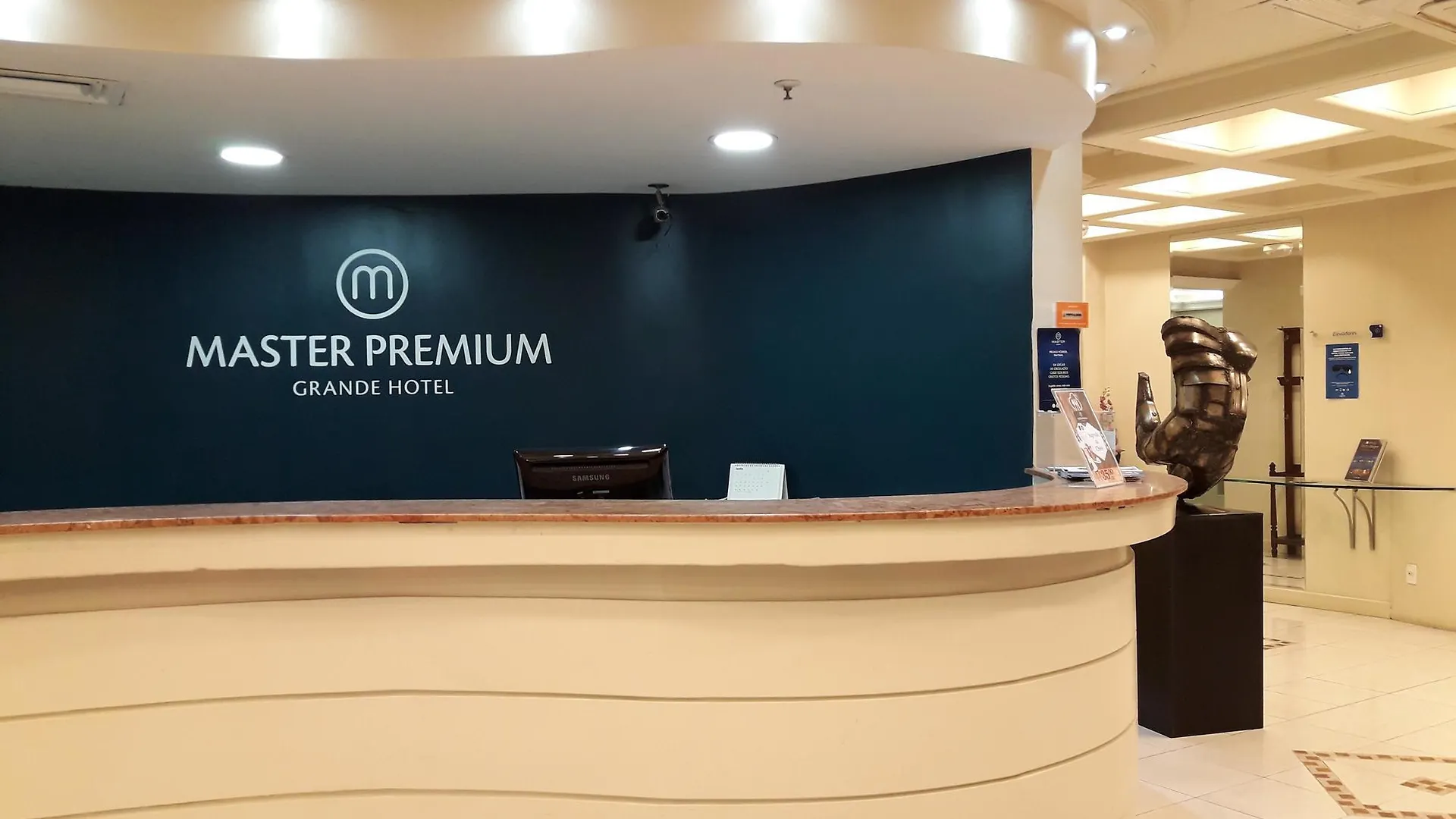 Master Grande Hotel - Proximo Ao Palacio Do Governo Porto Alegre 3*,